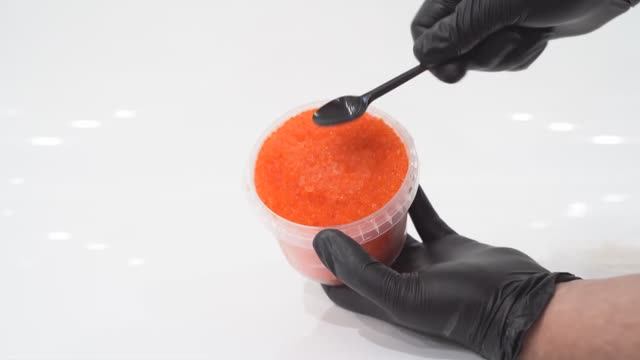 Икра форели второй сорт замороженная 500 грамм (обзор продукции)